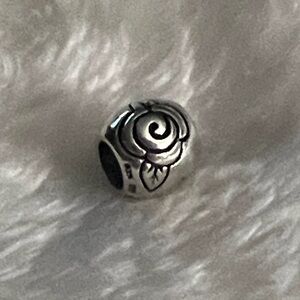 LK NW 🌹 STAMPED THAI 925 IBB STERLING SILVER ROSE FLOWER BRACELET CHARM BEAD
